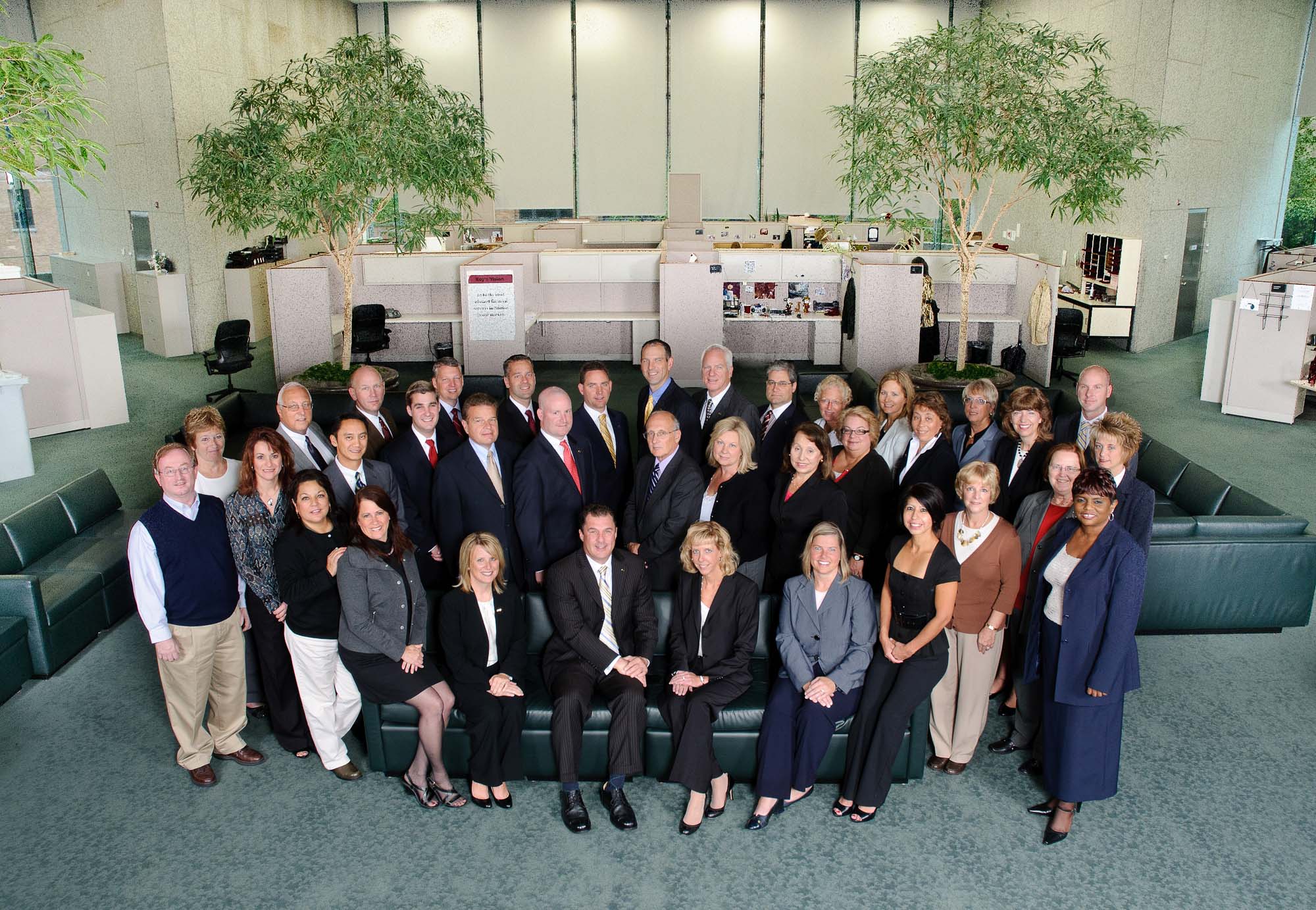 Large group photo of Key Bank staff